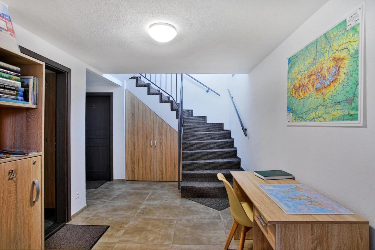 Apartmany Za Rohom Lipótszentmiklós Kültér fotó